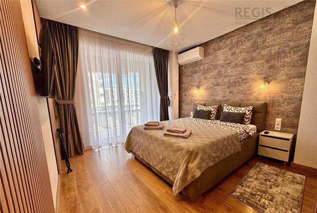 Penthouse Exclusivist Kasper Tractorul