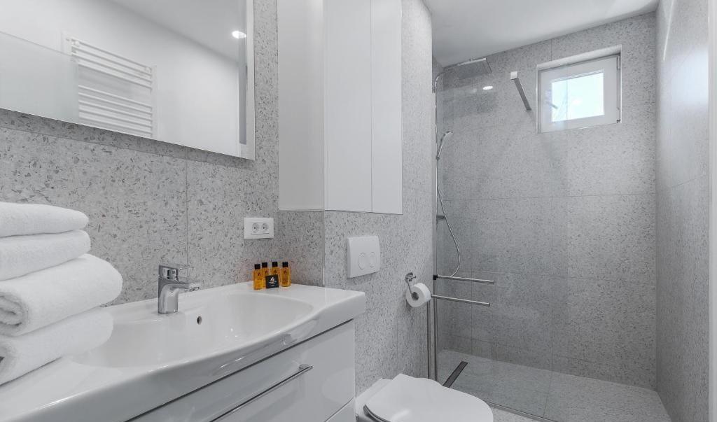 Apartament ultracentral 3 camere str Snagovului langa Allegria