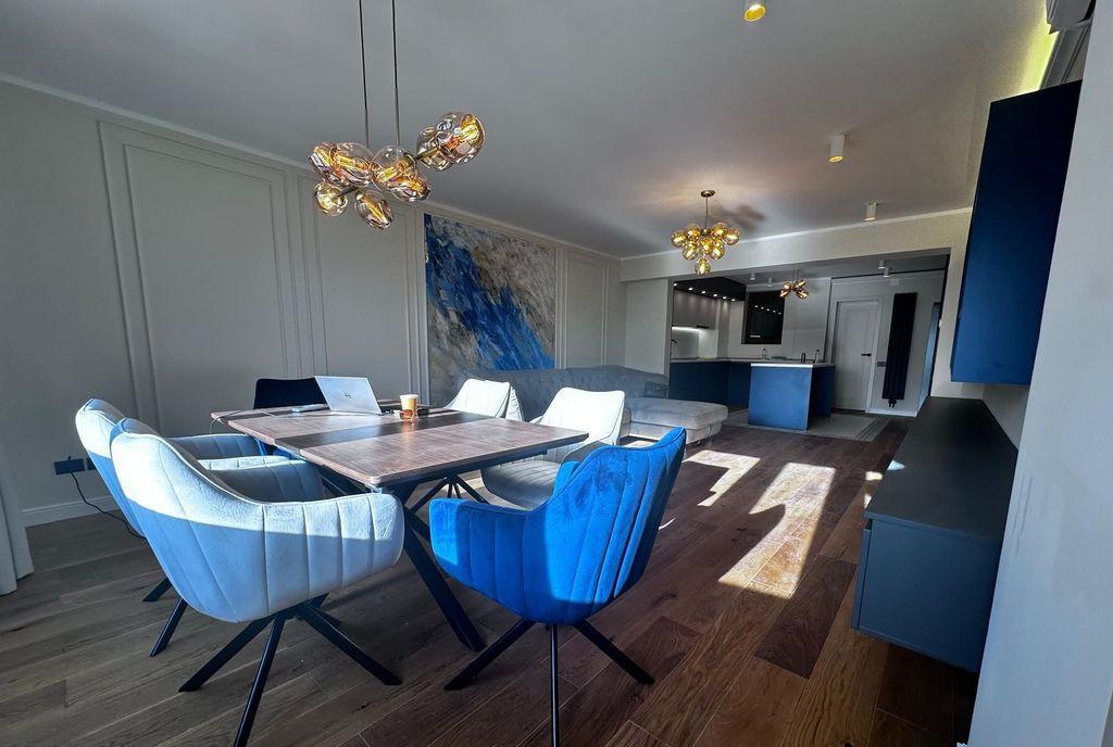 4 camere Piata Charles de Gaulle Aviatorilor