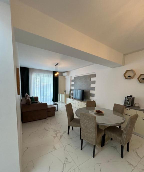 Apartament 2 camere Mamaia Nord cu vedere la mare