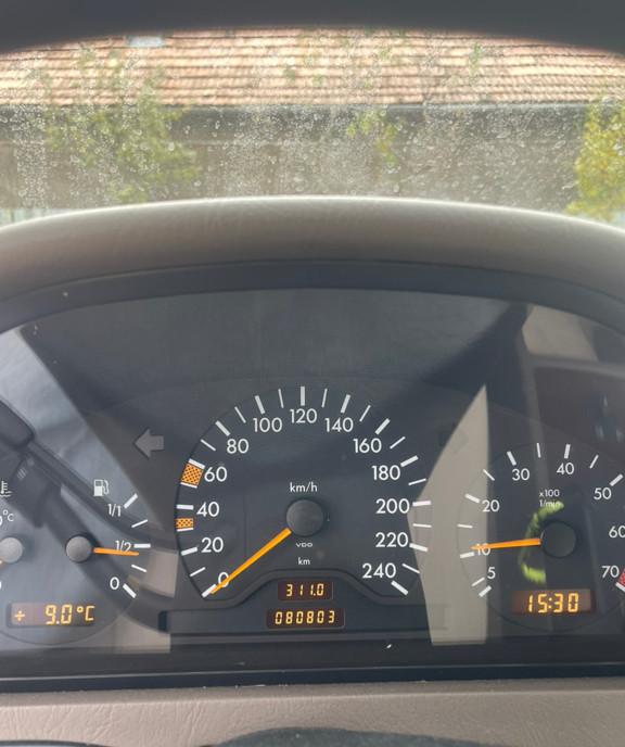 Mercedes-Benz C180 5 300 eur