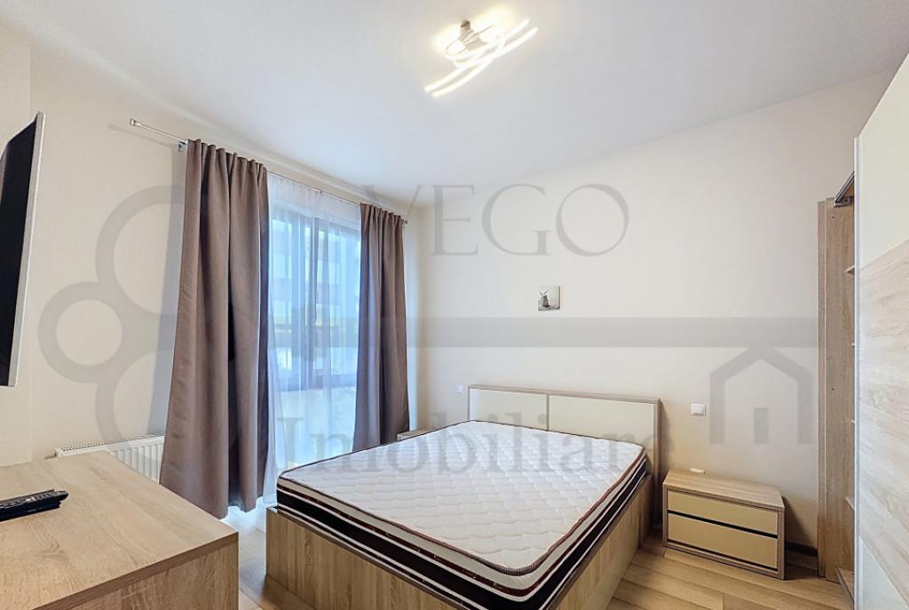 3 camere in bloc nou 76 mp balcon garaj Centru