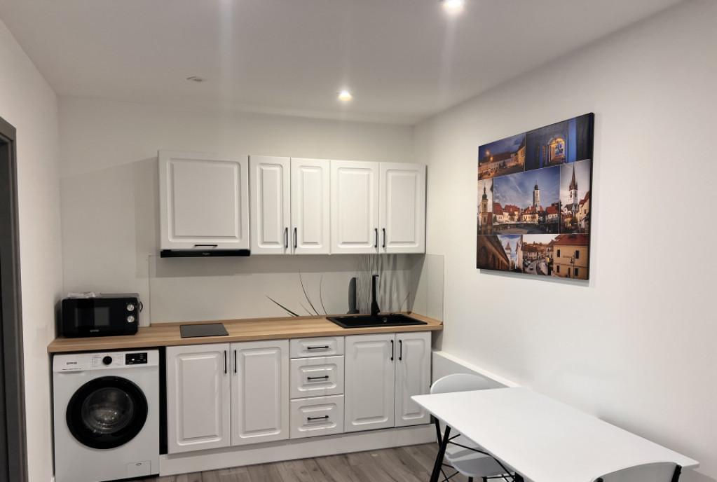 Garsoniera lux tip studio ultracentral aproape facultate Me