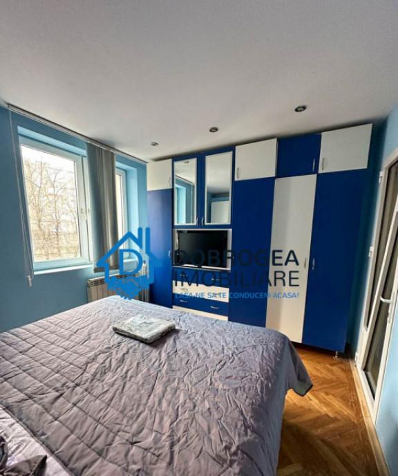 Aleea merisor apartamenmt 3 camere etaj 2 65 mp centra