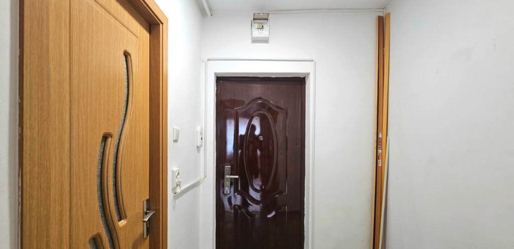 Garsoniera Libera Etaj 1 500 M Lacul Noua