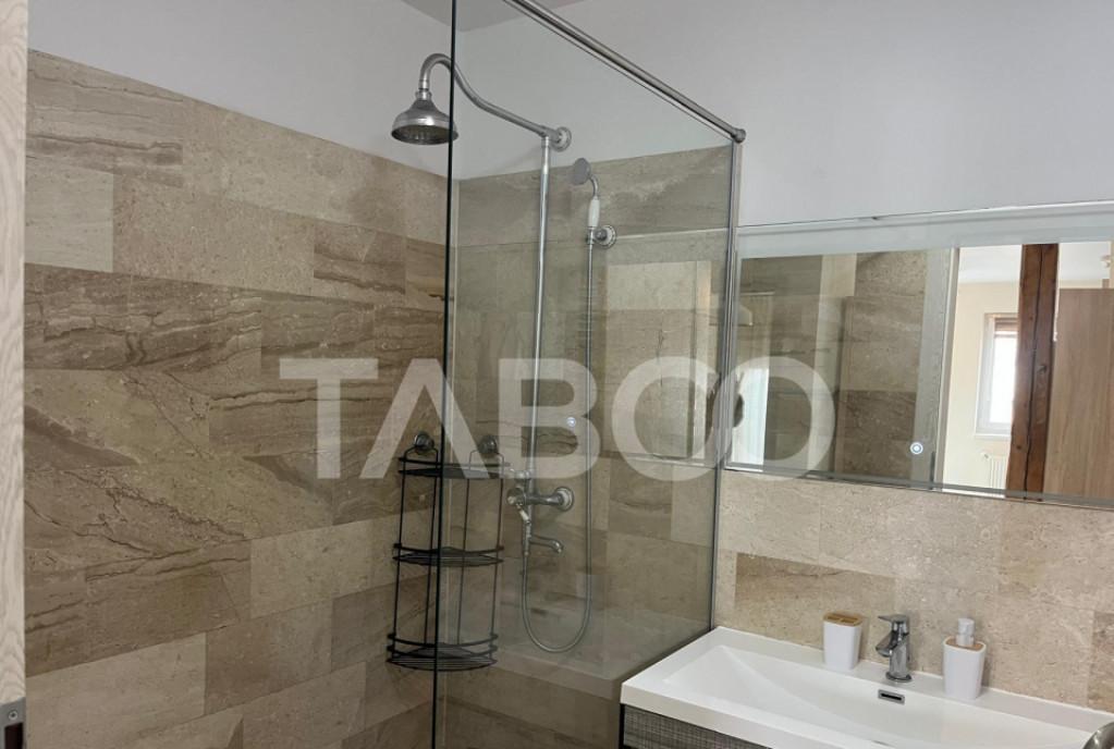 Penthouse 3 camre de inchiriat cu terasa generoasa si loc de