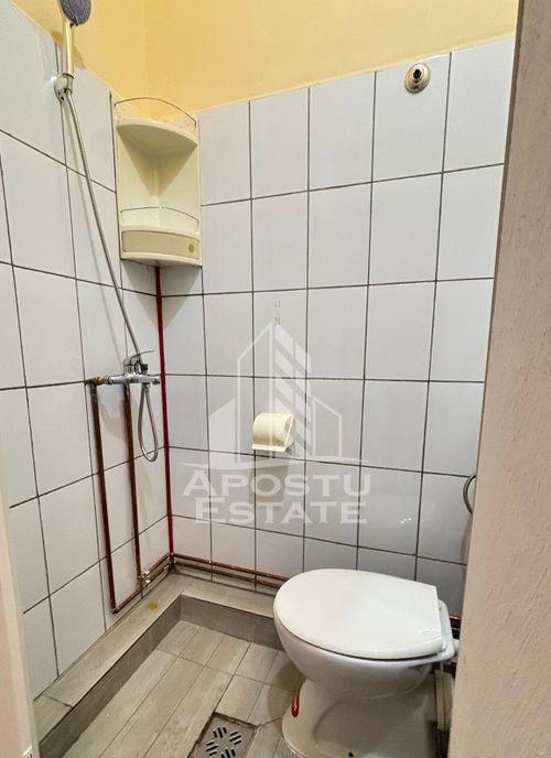 Garsoniera in zona Complexului Studentesc centrala proprie