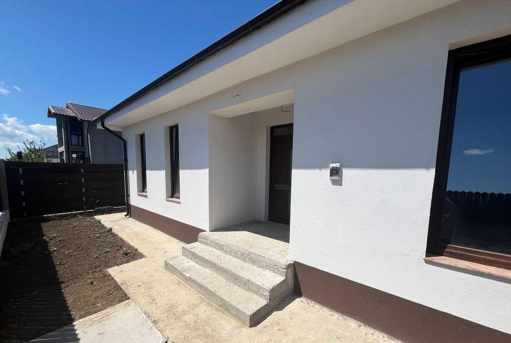 Casa Cumpana intabulata si conectata la toate utilit