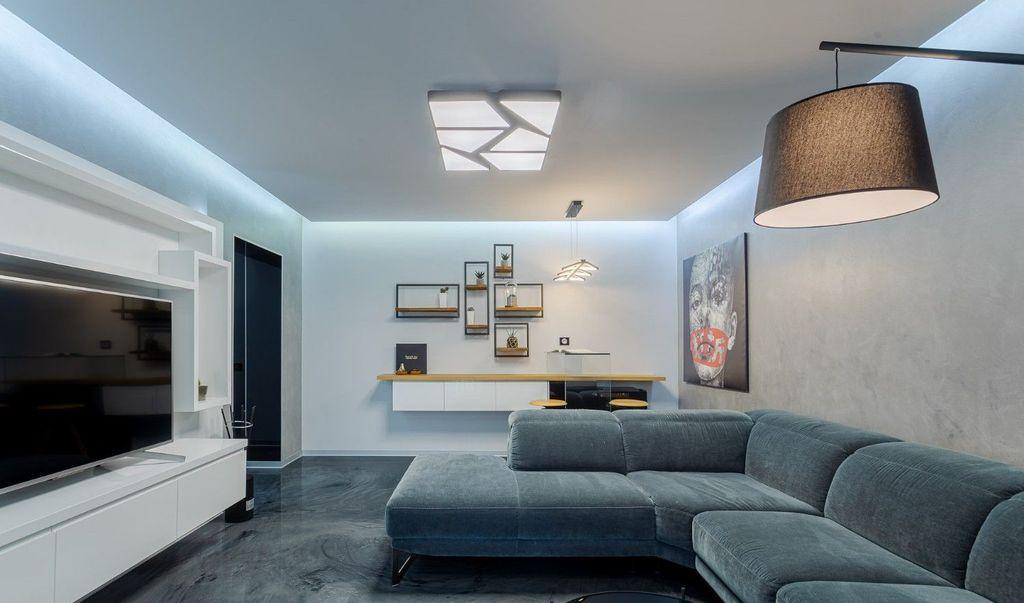 3 camere renovat etaj 2 Sector 4 Straja Huedin