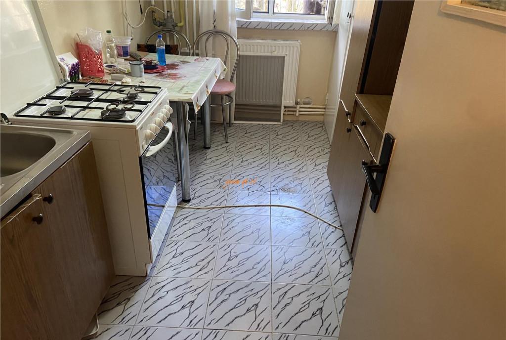 Apartament 2 camere zona Gara Liceul Economic et 2/3