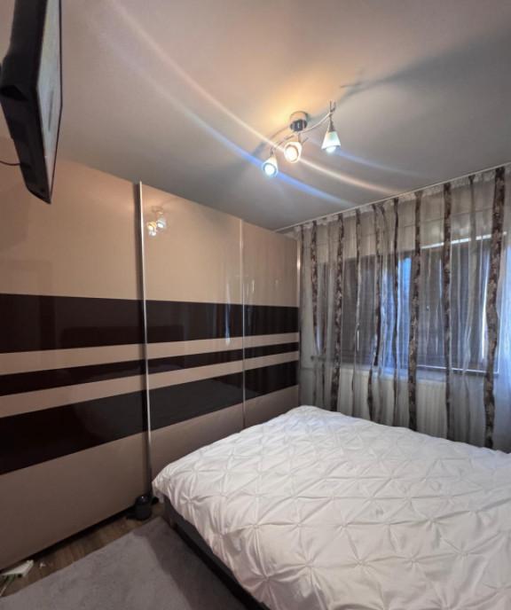 Apartament 2 camere zona linisitita Radauti