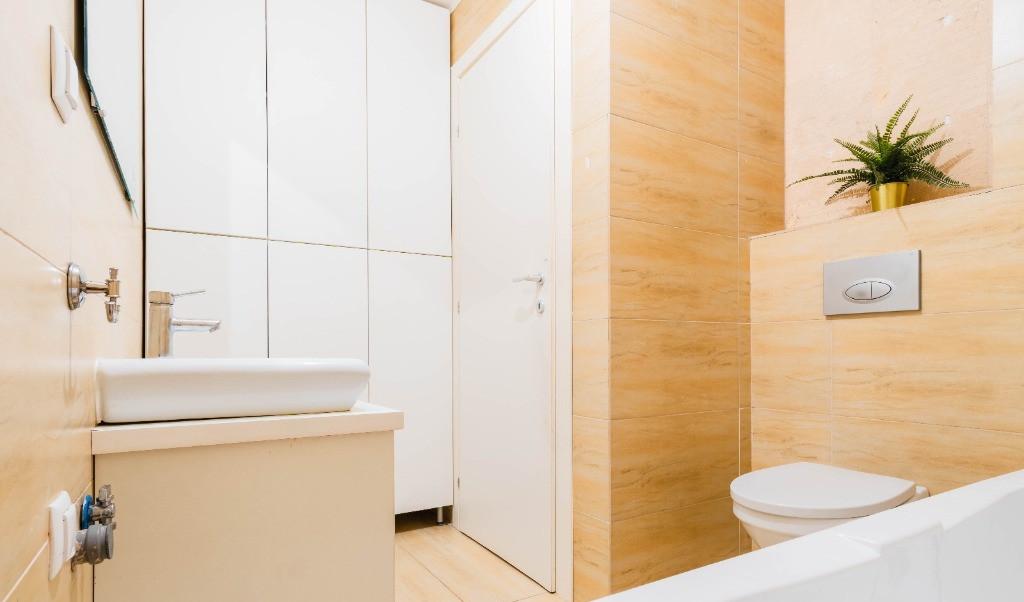 Apartament 3 camere Cosmopolis terasa 14 mp direct proprietara