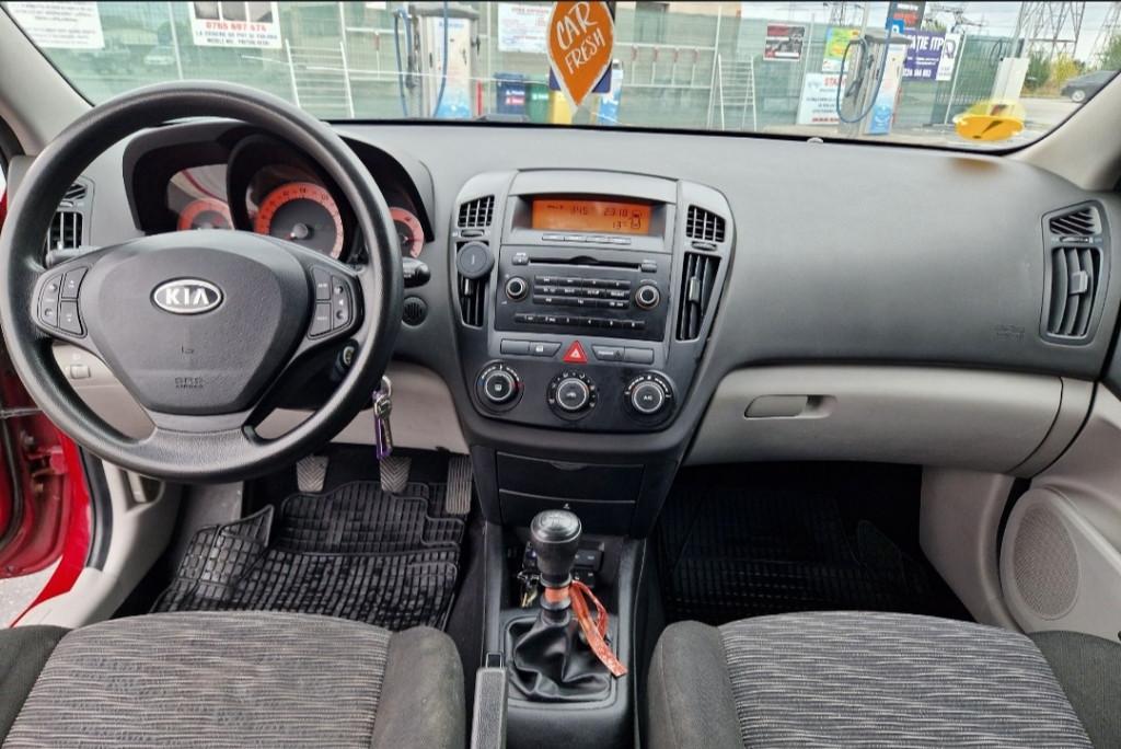 Kia ceed 1 4 2 100 eur