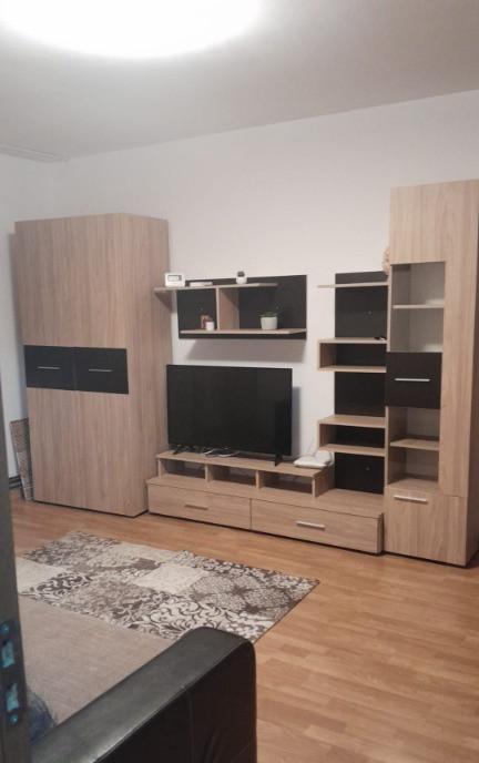 Apartament 3 camere Orizont/ Materna