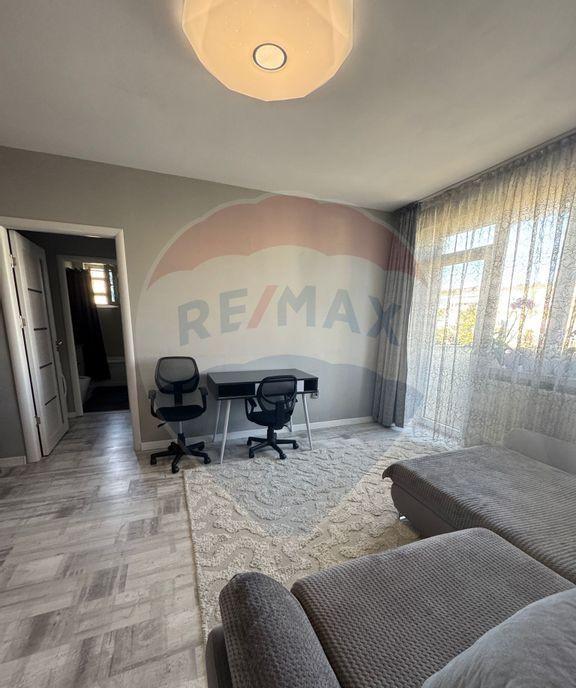 Apartament cu 2 camere de vanzare in zona Calea Severin