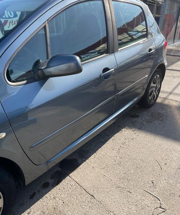 Peugeot 307 1 6 110Cp 2006 1 400 eur