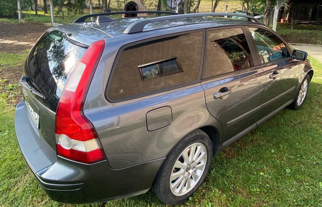 VOLVO V50 fabricatie 2006 2 900 eur