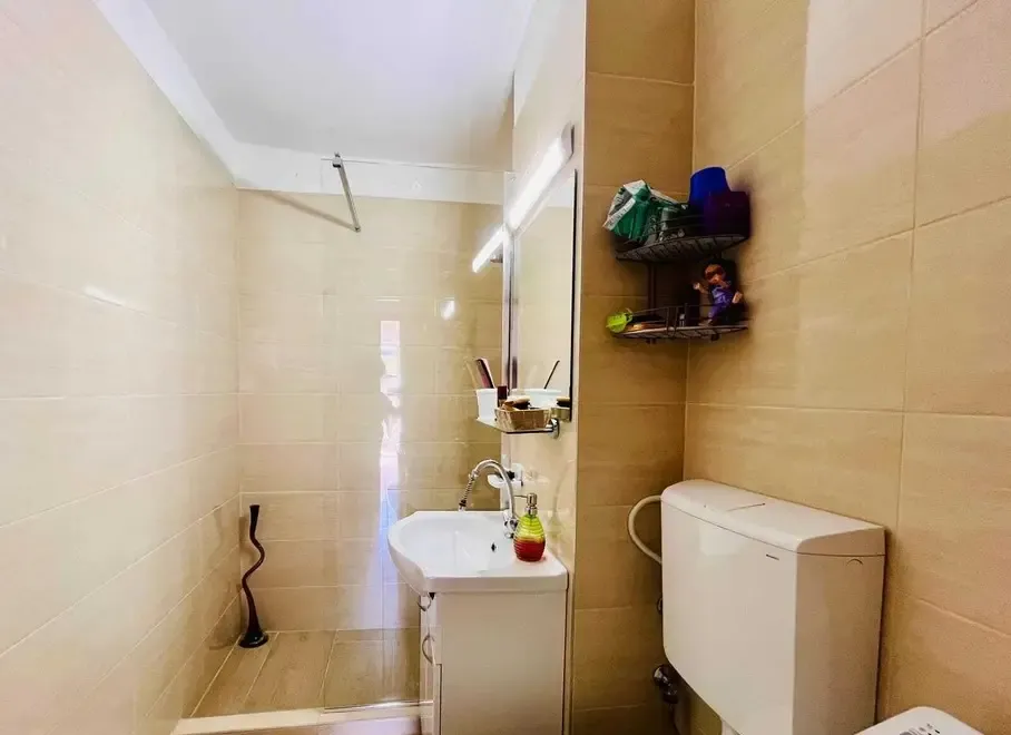 Vand apartament 3 camere