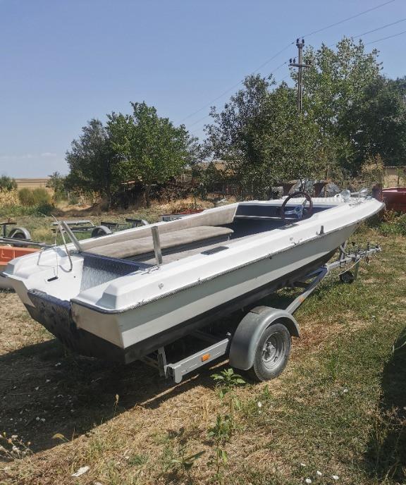 Barca salupa fibra 4 1m adusa acum Germania 1 200 eur