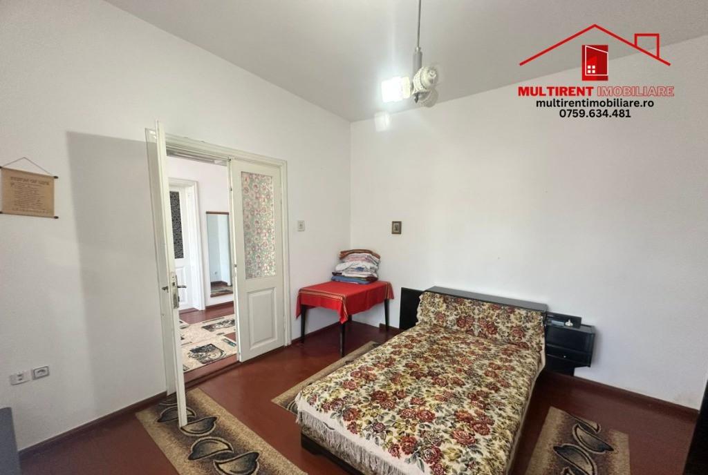 Teren cu casa de vanzare str Mircea Voda 1 500 mp