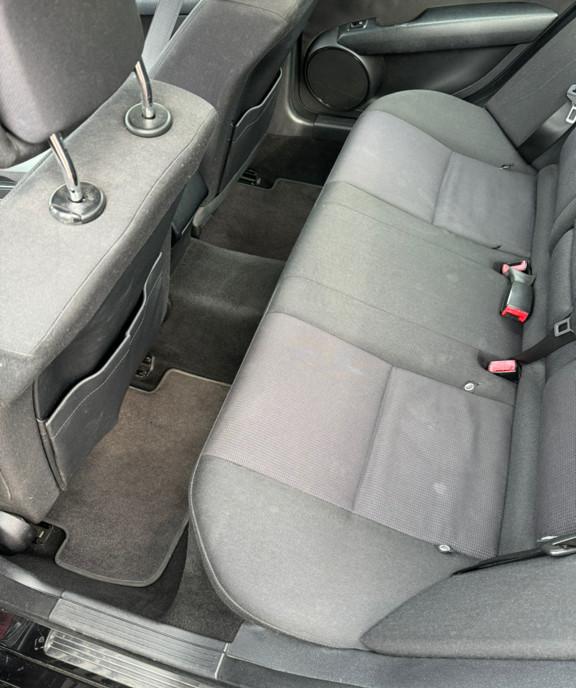 Mercedes-Benz c220 5 300 eur