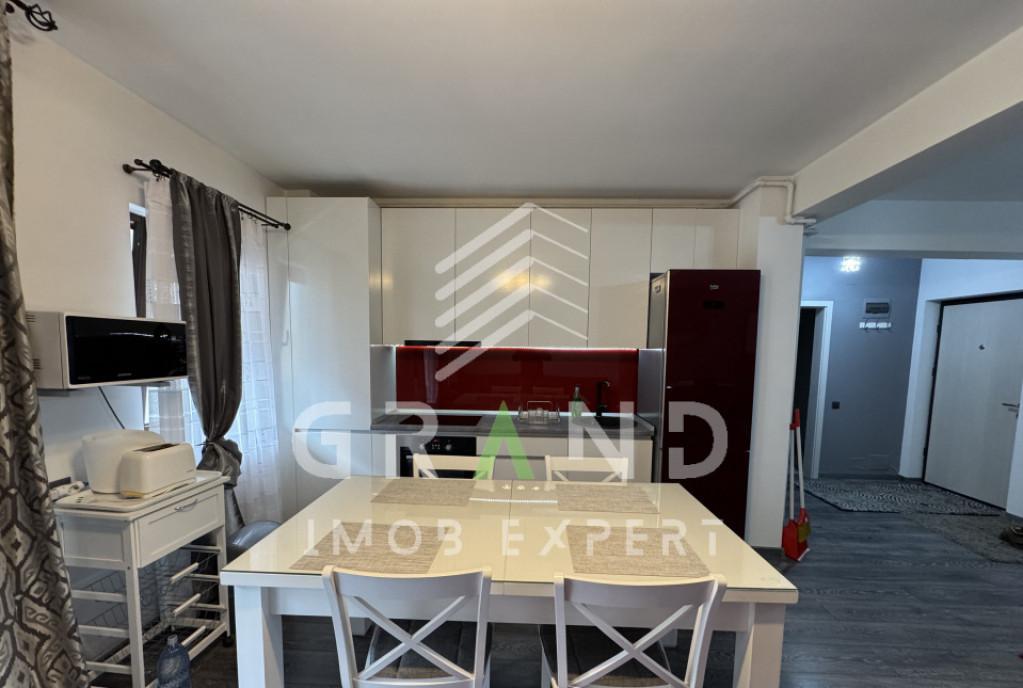 Apartament 2 camere balcon parcare subterana Ansamblu