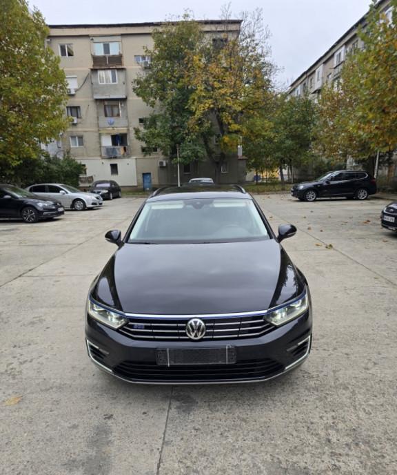 VW Passat B8 GTE Plug-in Hybrid 11 900 eur