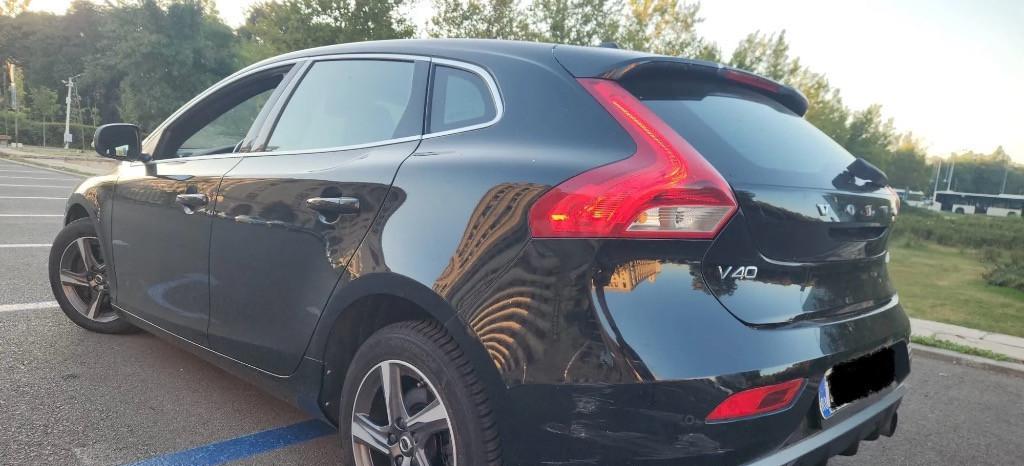 Volvo V40 D3 R-Design 2017 150 CP manuala TVA deductibil 10 000 eur