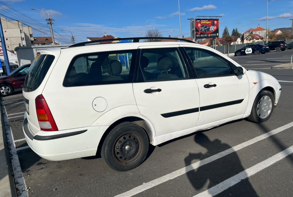 Ford focus mk1 216000km 1 000 eur
