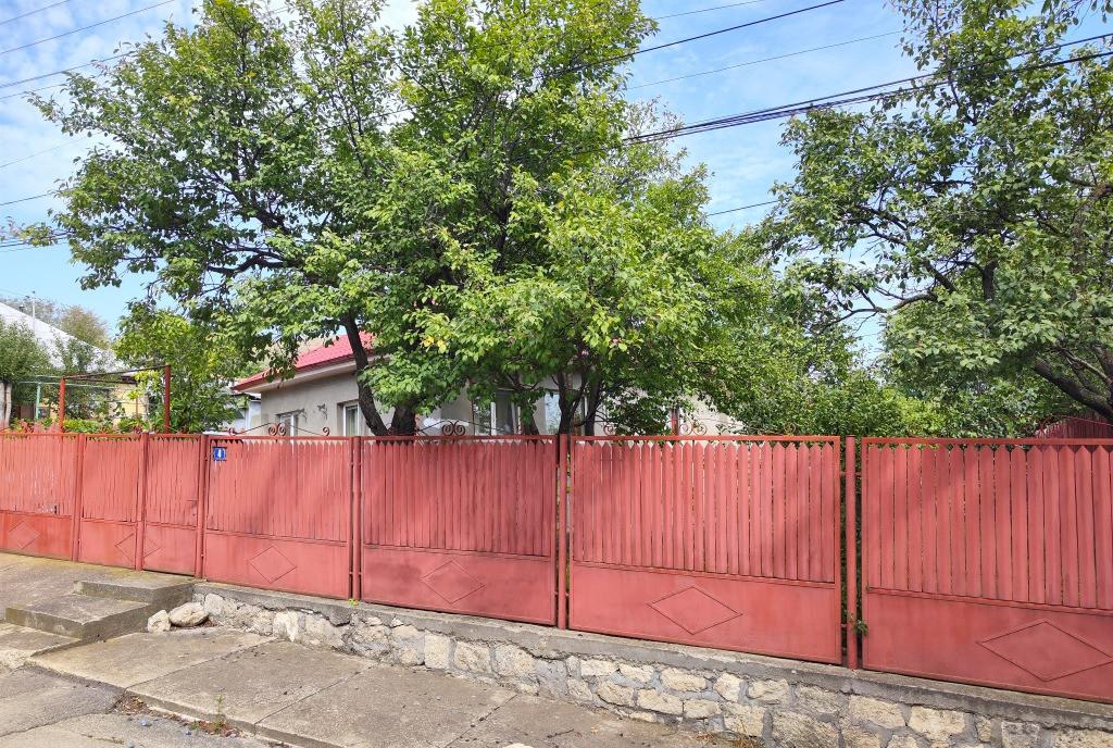 Casa in Satul Persunari Comuna Gura Vadului Judetul Prahova