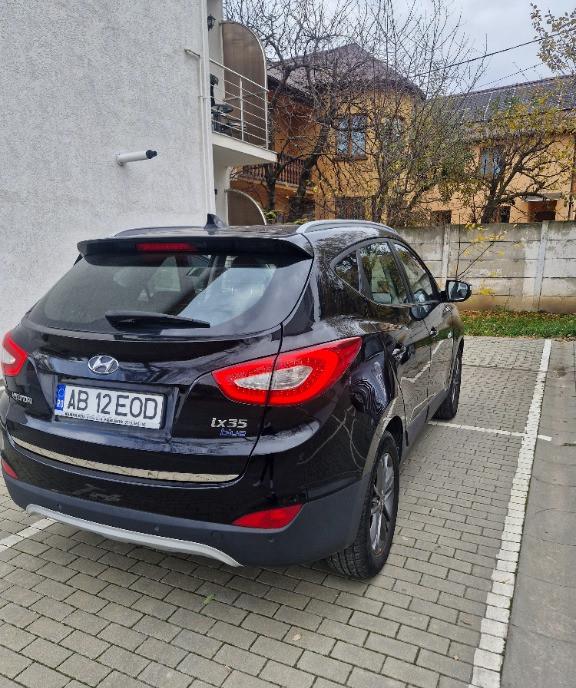 Hyundai ix35 1 7 9 500 eur