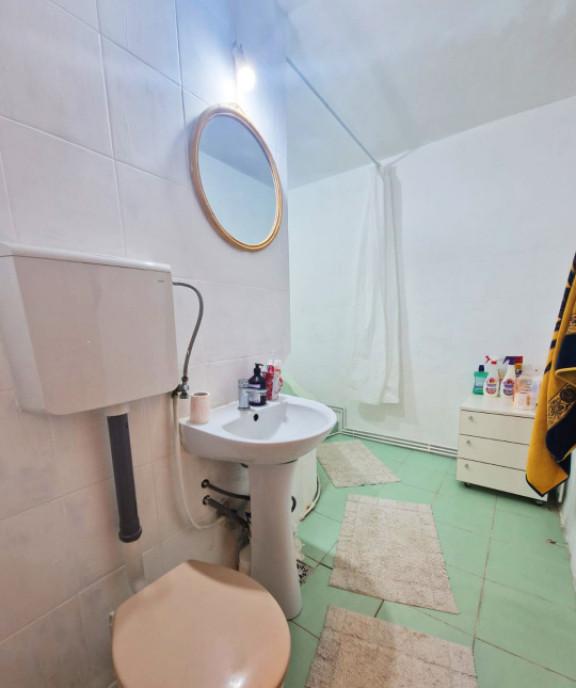 Apartament 3 camere 87 mp zona Bucla