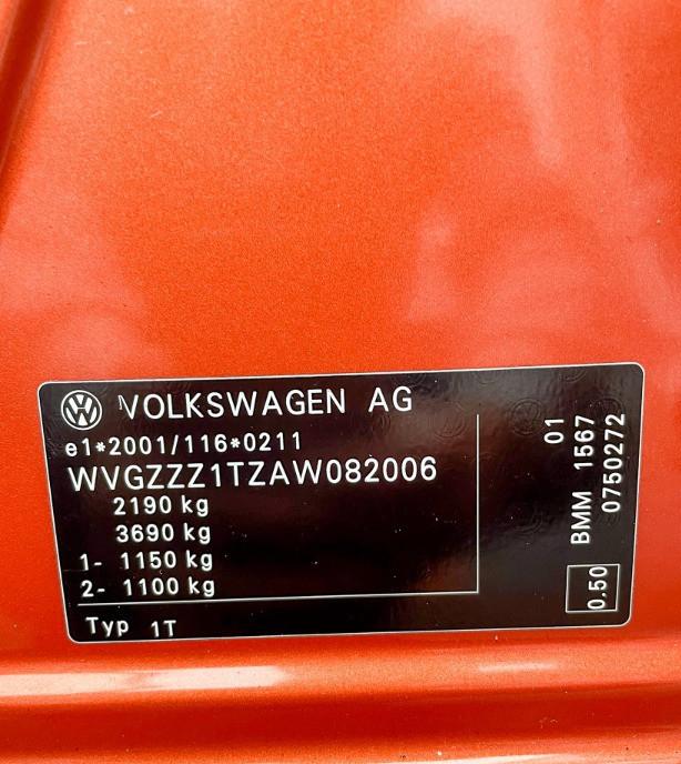 VW TOURAN CROSS 2 0 Garantie 12 luni buy-back Rate-fixe 6 699 eur