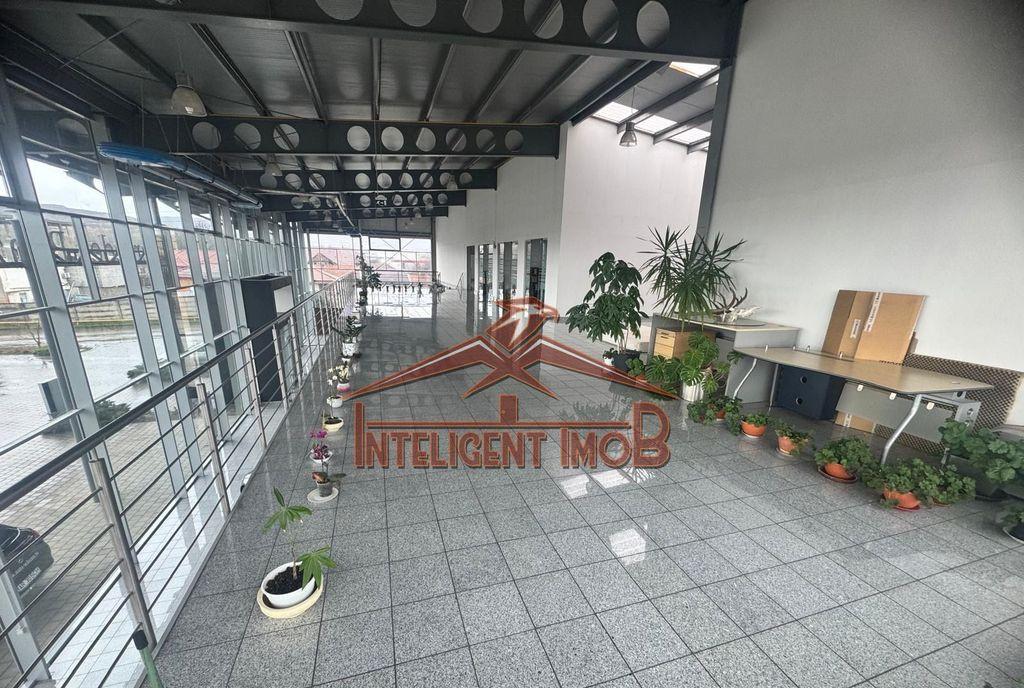 Nou pe piata Spatiu comercial/Show Room in Deva pe DN7
