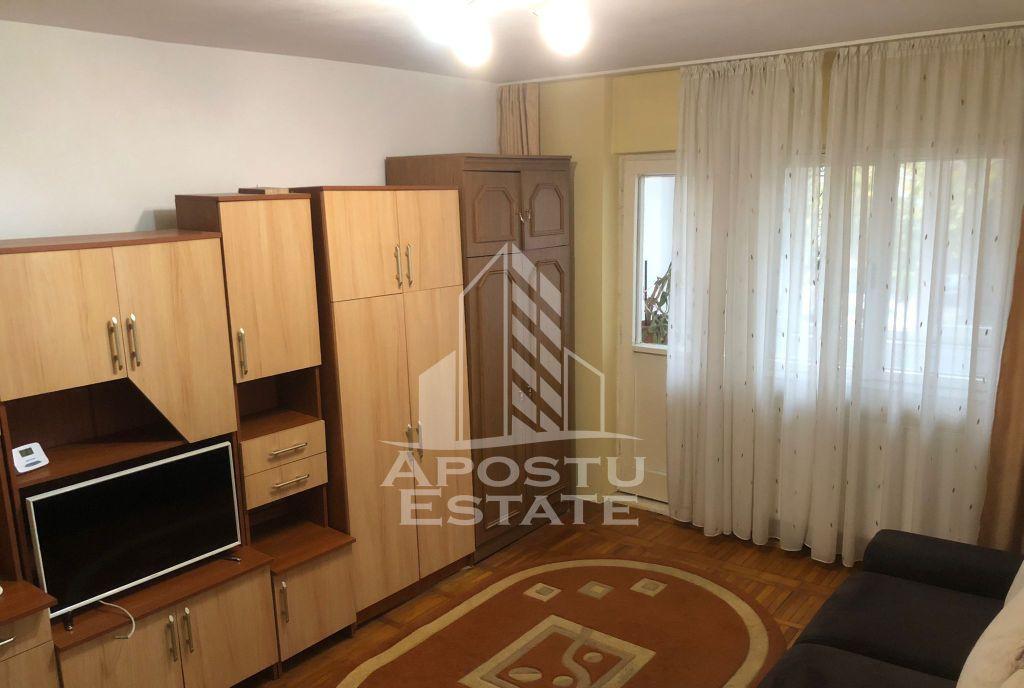 Apartament 1 camera centrala proprie Complexul Stud