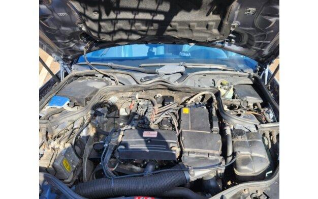 Mercedes-Benz E 200 2005