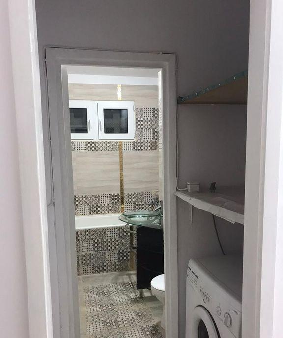 Apartament 3 camere de vanzare