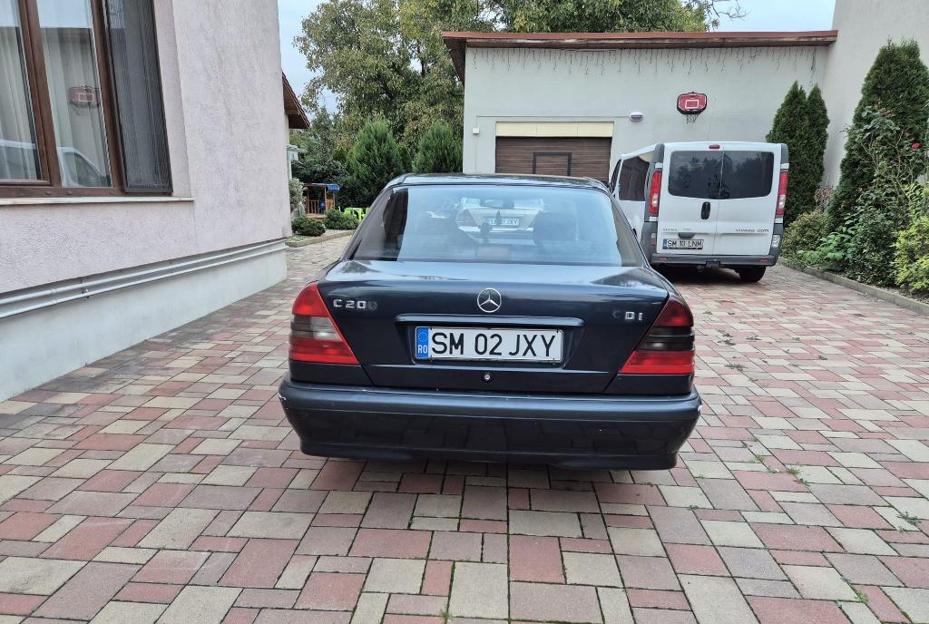 Mercedes-Benz C 200 CDI ndash 2000 ndash 2 2 ndash Manuala 1 750 eur