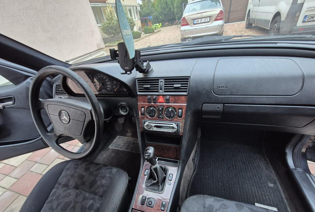 Mercedes-Benz C 200 CDI ndash 2000 ndash 2 2 ndash Manuala 1 750 eur