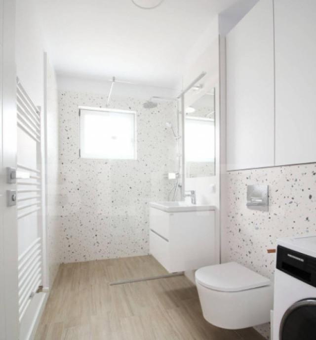 Apartament 2 camere 68 mp 2 parcari zona strazii Observat