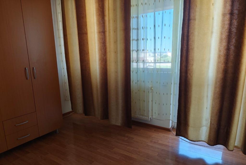 Apartament 2 cam 66mp 2 balc Centrala ac