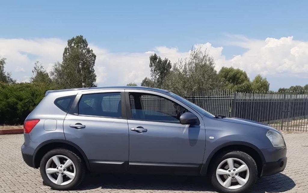 Nissan Qashqai j10 3 700 eur