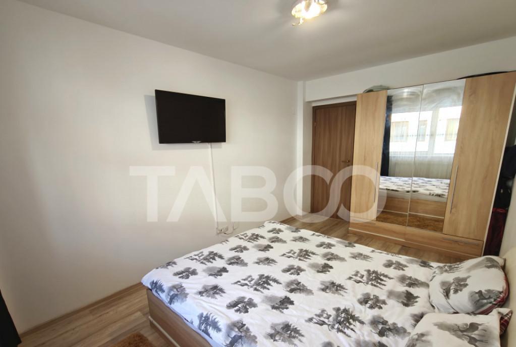 Apartament 3 camere mobilat si utilat bucatarie separata