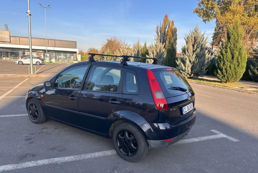 Ford Fiesta 1 3 - 2005 - euro 4 1 100 eur