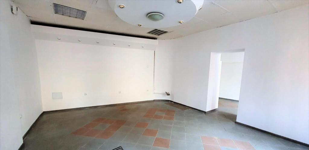 Spatiu comercial 45mp zona Centrala str Ocnei