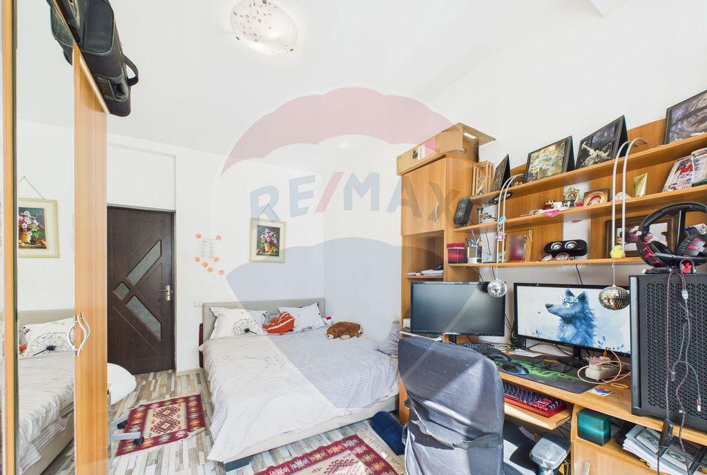 Apartament de vanzare 4 camere Prelungirea Ghencea Brag