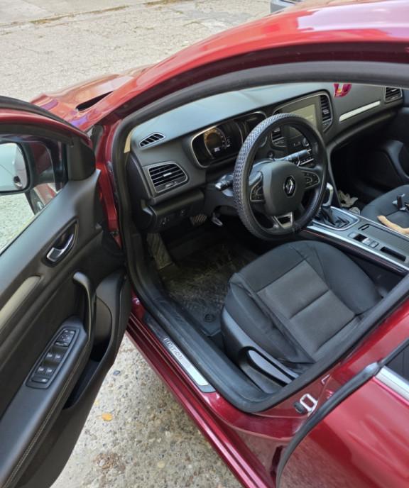 Renault megane 4 12 500 eur