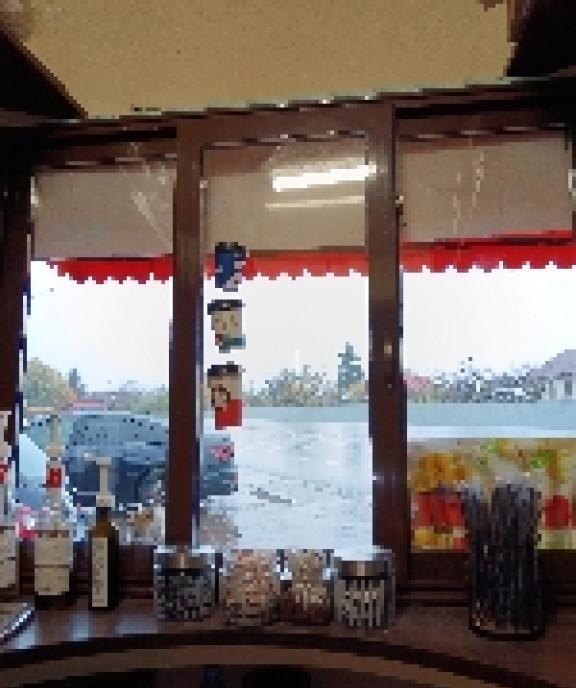 Vand chiosc pentru cafea