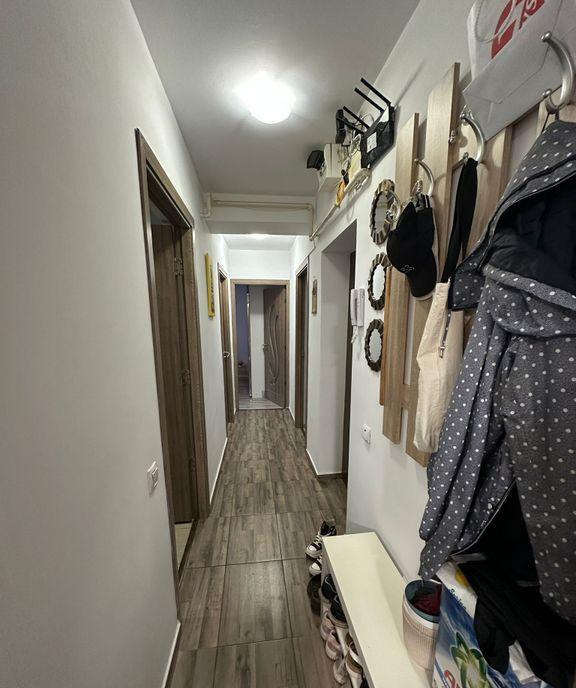 Apartament decomandat 3 Camere Sector 4 Turnu Magurele