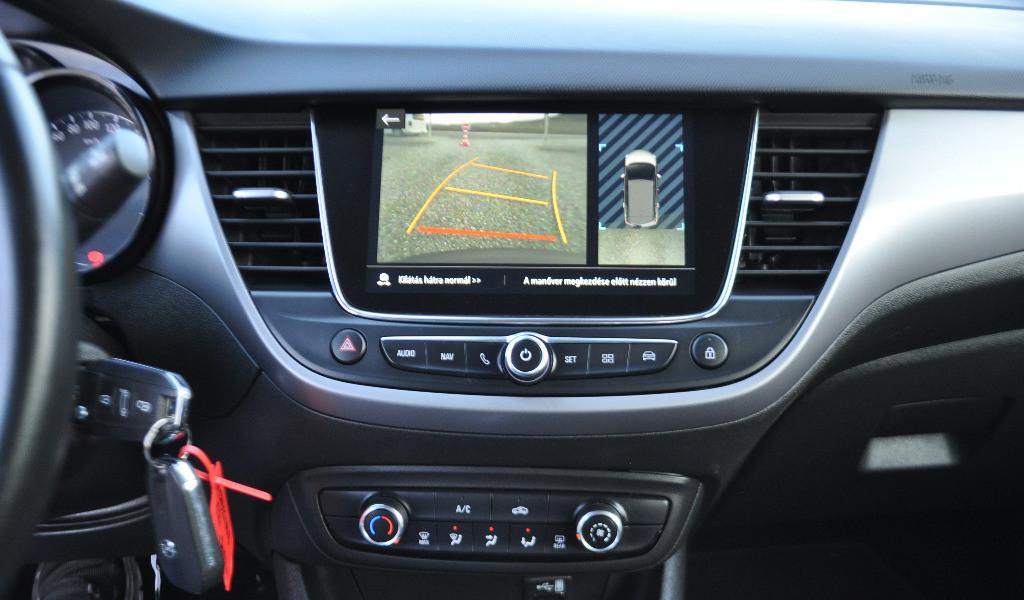 Opel Crossland X 1 2i -benzin 12 550 eur